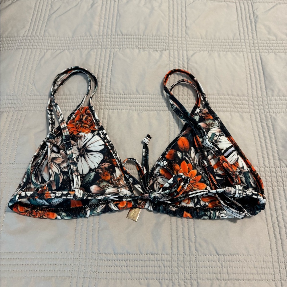 SHEIN Floral Triangle Bikini Top